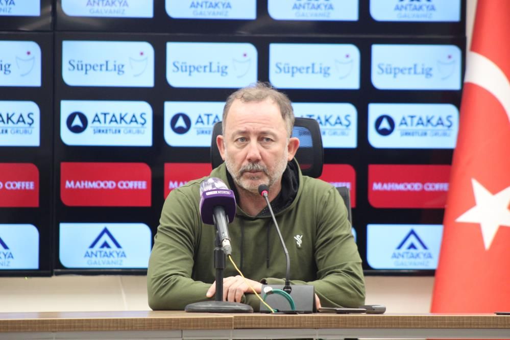 Fenerbahçe bombayı patlattı! Sergen Yalçın... 4