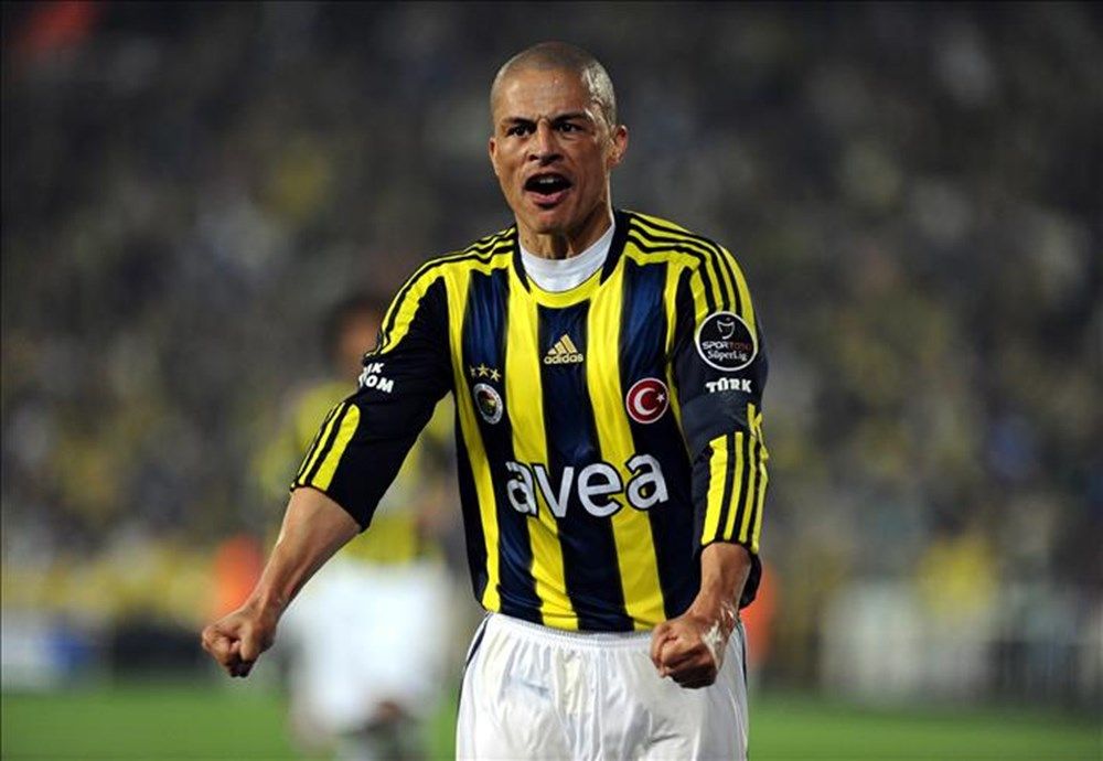 Fenerbahçe tarihinin yapay zekaya göre en iyi 11'i! 10