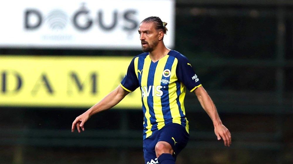 Fenerbahçe tarihinin yapay zekaya göre en iyi 11'i! 11