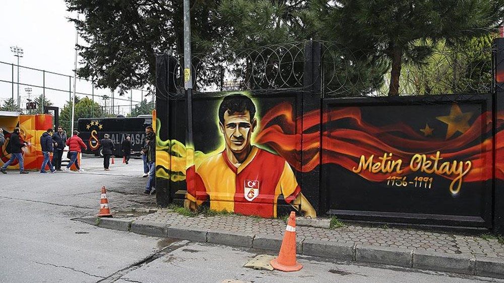 Galatasaray tarihinin yapay zekaya göre en iyi 11'i! 11