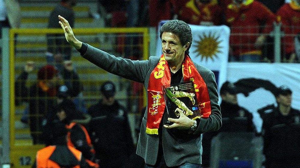 Galatasaray tarihinin yapay zekaya göre en iyi 11'i! 3