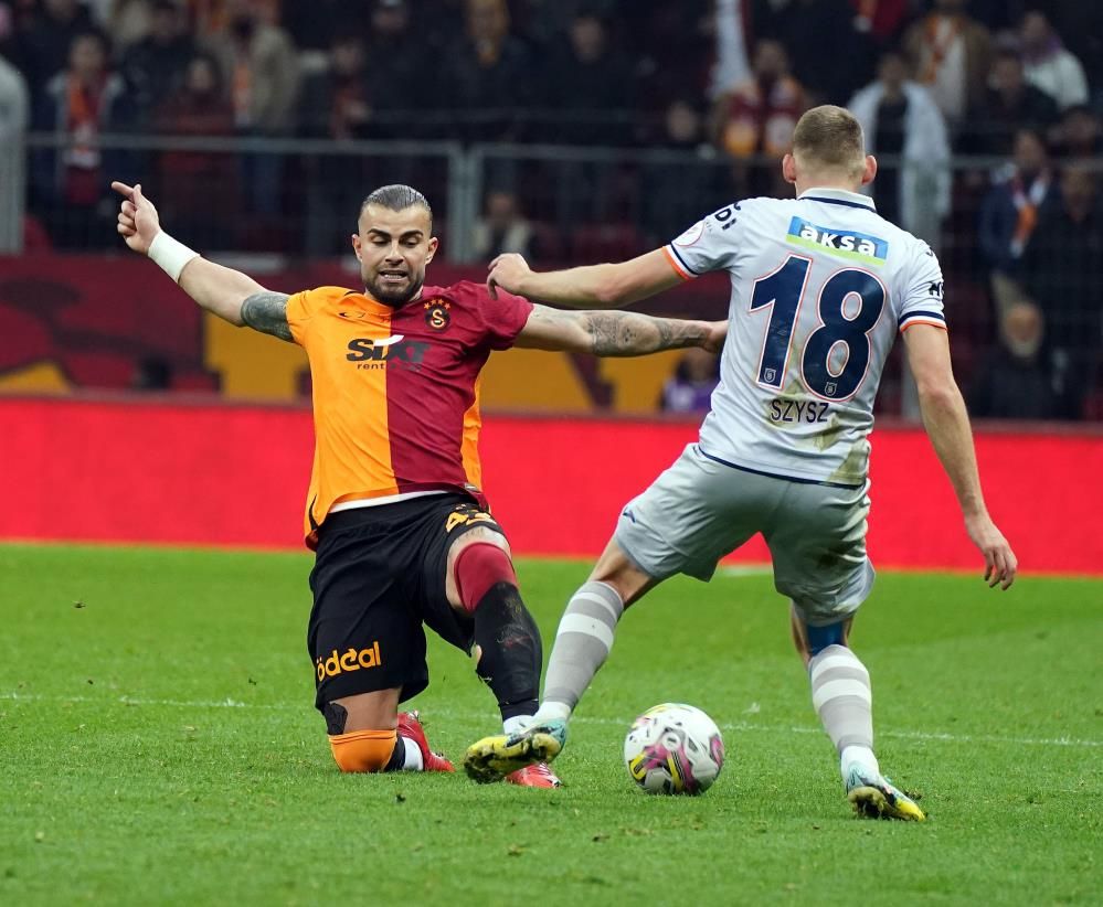 Flaş! Emre Belözoğlu kırmızı kart görmesinin sebebini açıkladı 4