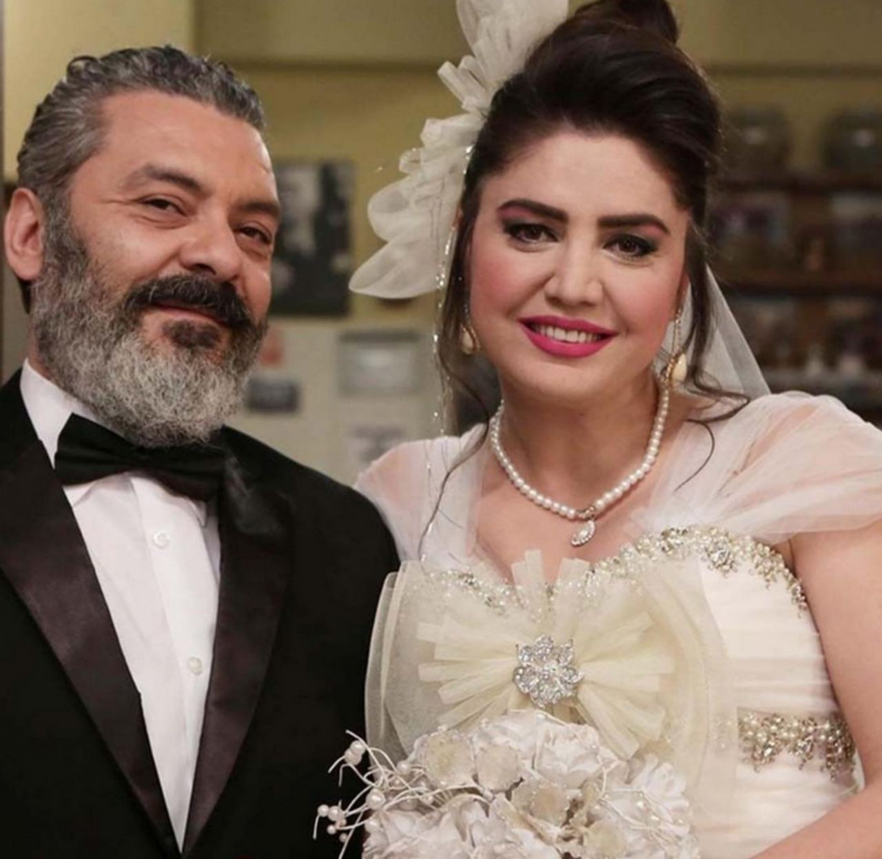 “Reis” filminin Emine Erdoğan'ı ünlü oyuncu Özlem Balcı MHP'den milletvekili adayı oldu! 5