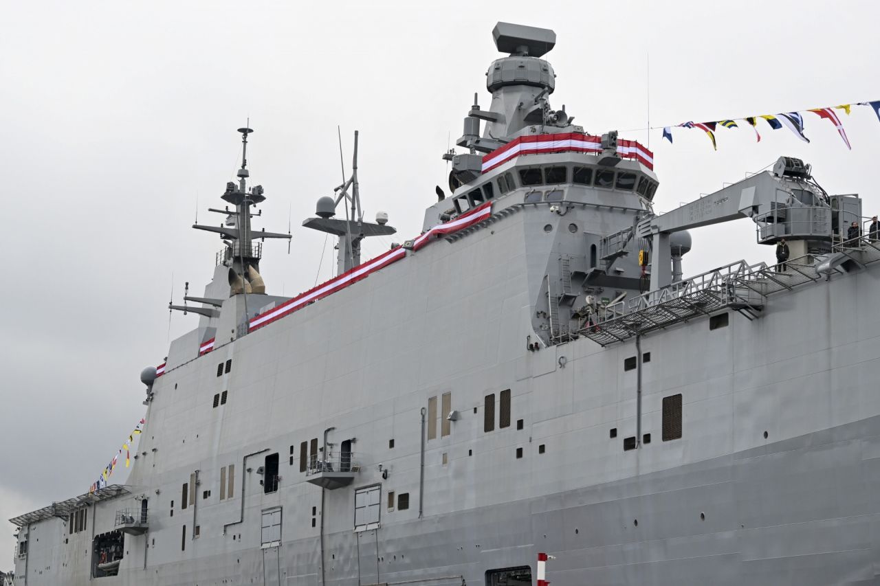 TSK envanterine girdi! Karşınızda dünyanın ilk SİHA gemisi TCG Anadolu 4
