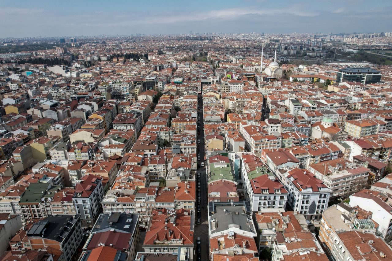 İstanbul'un o ilçelerinde evler boş kaldı: Depremden kaçış sürüyor 5