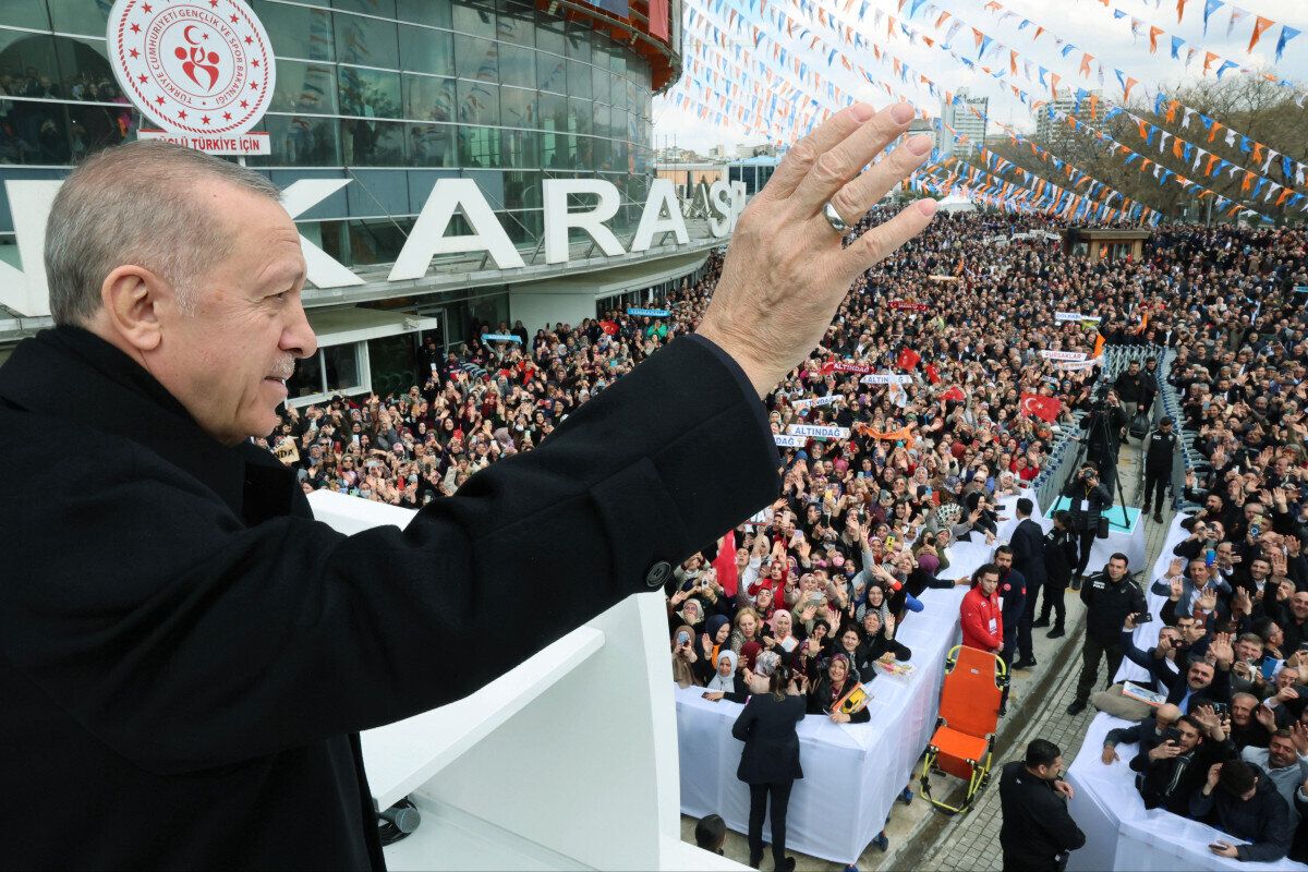 Cumhurbaşkanı Erdoğan'ın açıkladığı tarihi vaatler dünya basınında! "Kılıçdaroğlu'na karşı üstünlüğü var" 7