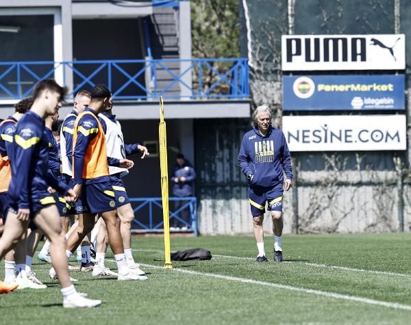 Valencia'nın yerine gelecek forvet belli oldu 8