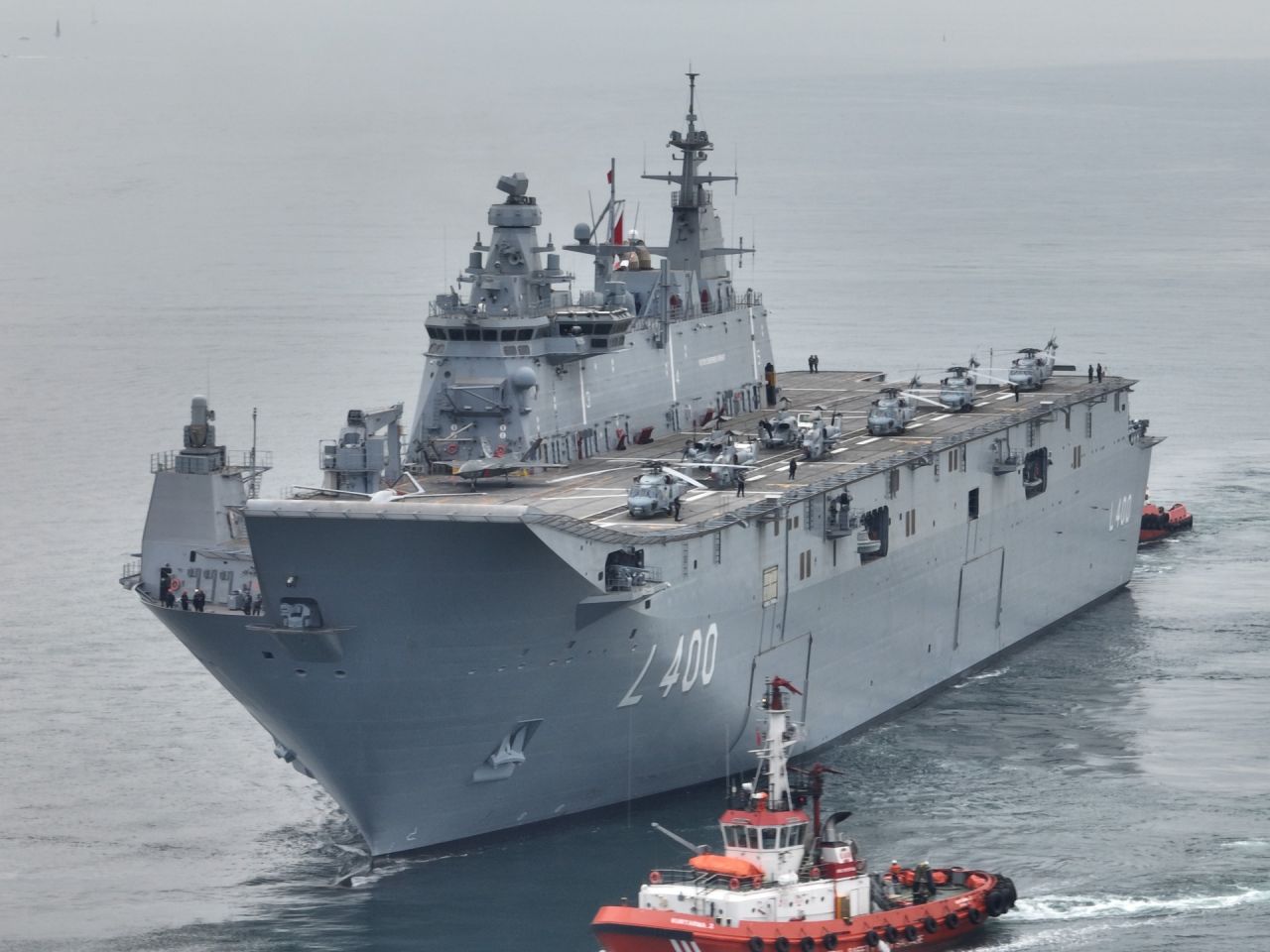 TCG Anadolu Sarayburnu'na yanaştı! Halka açılıyor... 6
