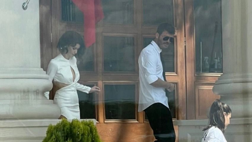 Beklenen filmin çekimleri başlıyor! Kıvanç Tatlıtuğ ve Beren Saat film için New York'a gidecek... 2