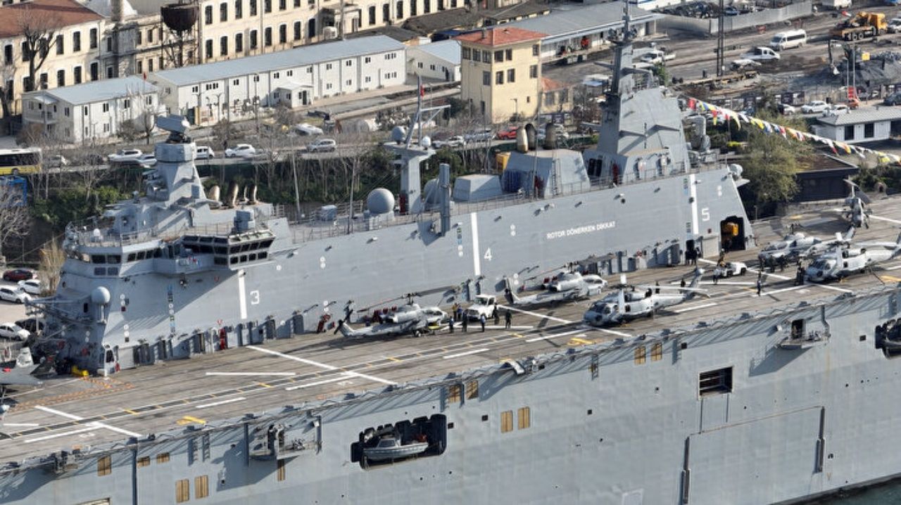 Dünyada bir ilk! TCG Anadolu ziyarete açıldı 10