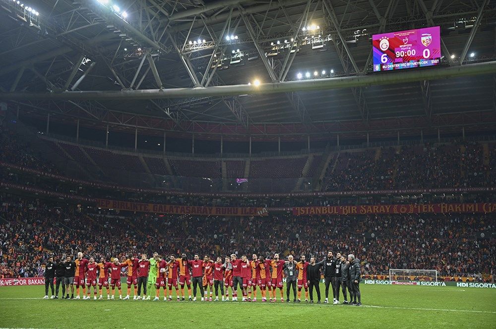 Galatasaray'ın kasası parayla doldu! İşte o rakam... 3