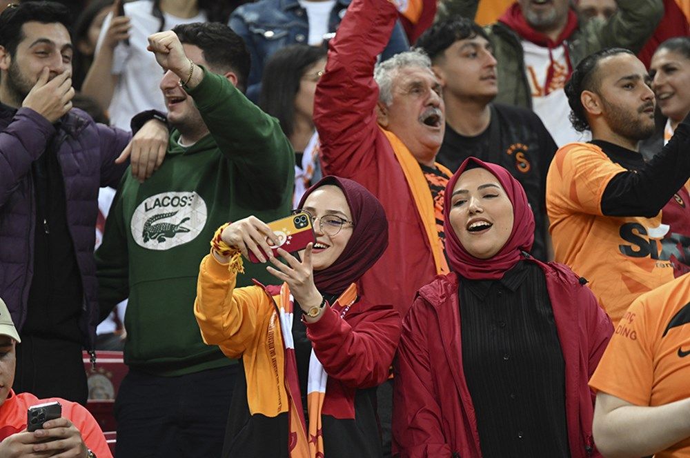Galatasaray'ın kasası parayla doldu! İşte o rakam... 5