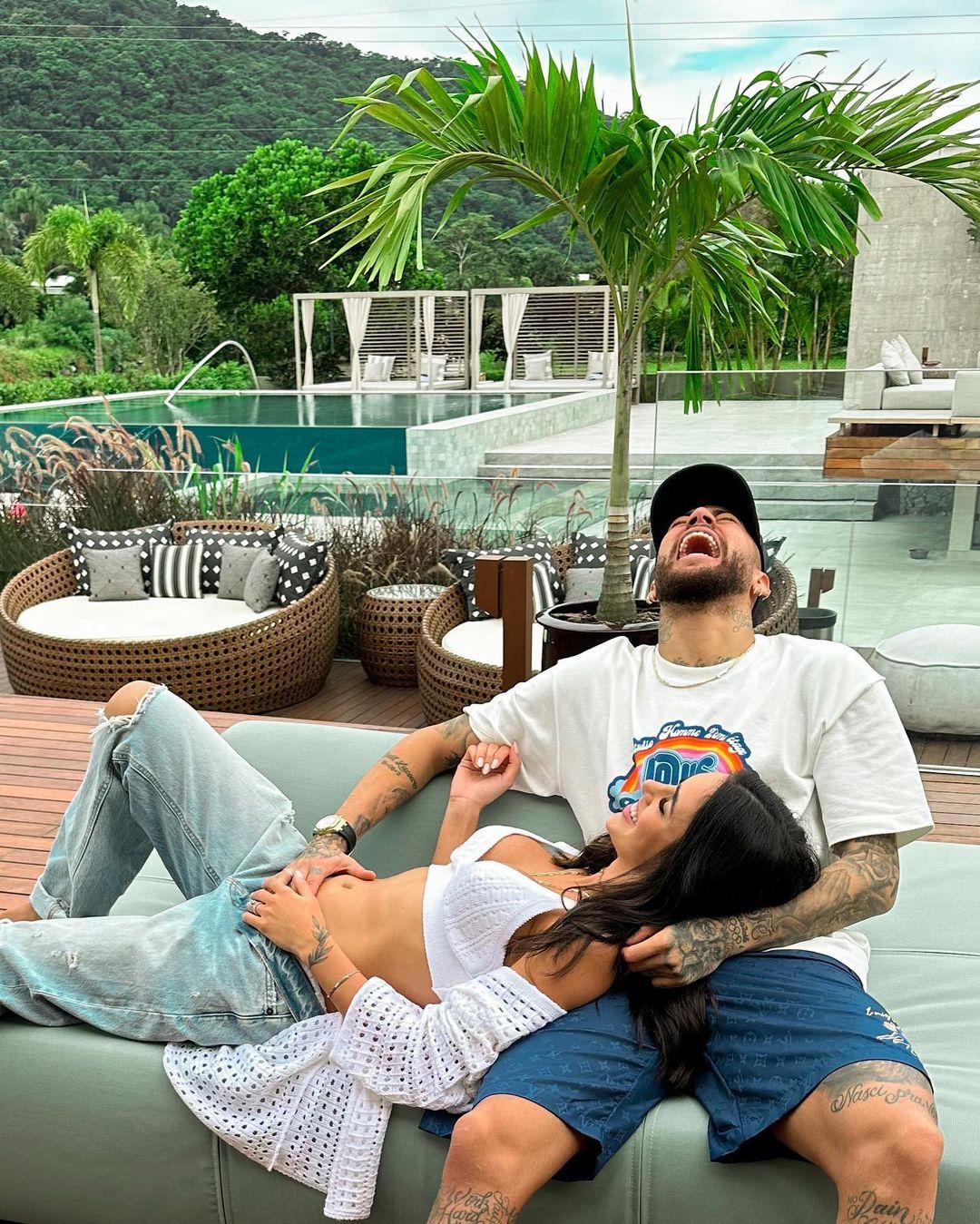 Ünlü futbolcu Neymar ve sevgilisi Bruna Biancardi müjdeli haberi duyurdu! İkinci kez baba oluyor 2