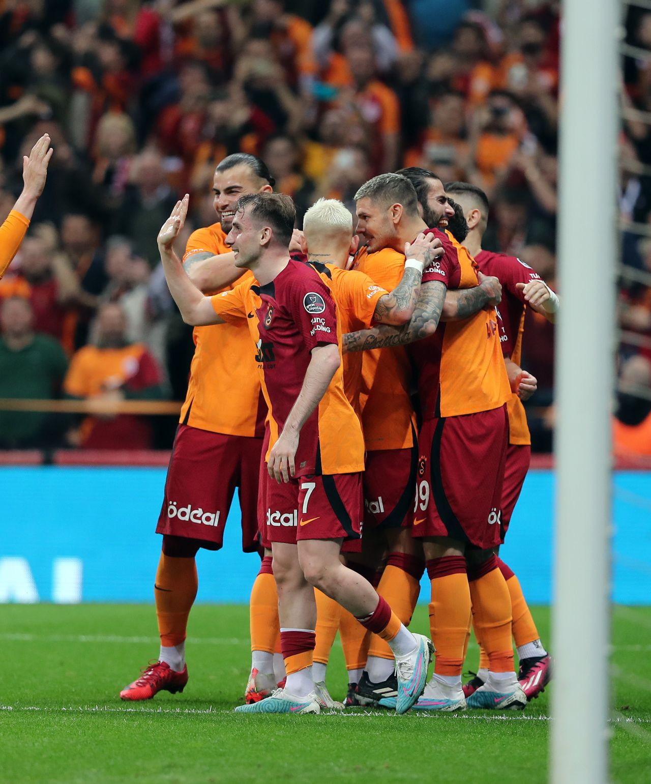 Galatasaray'dan bomba transfer! Yeni Arda Güler... 23