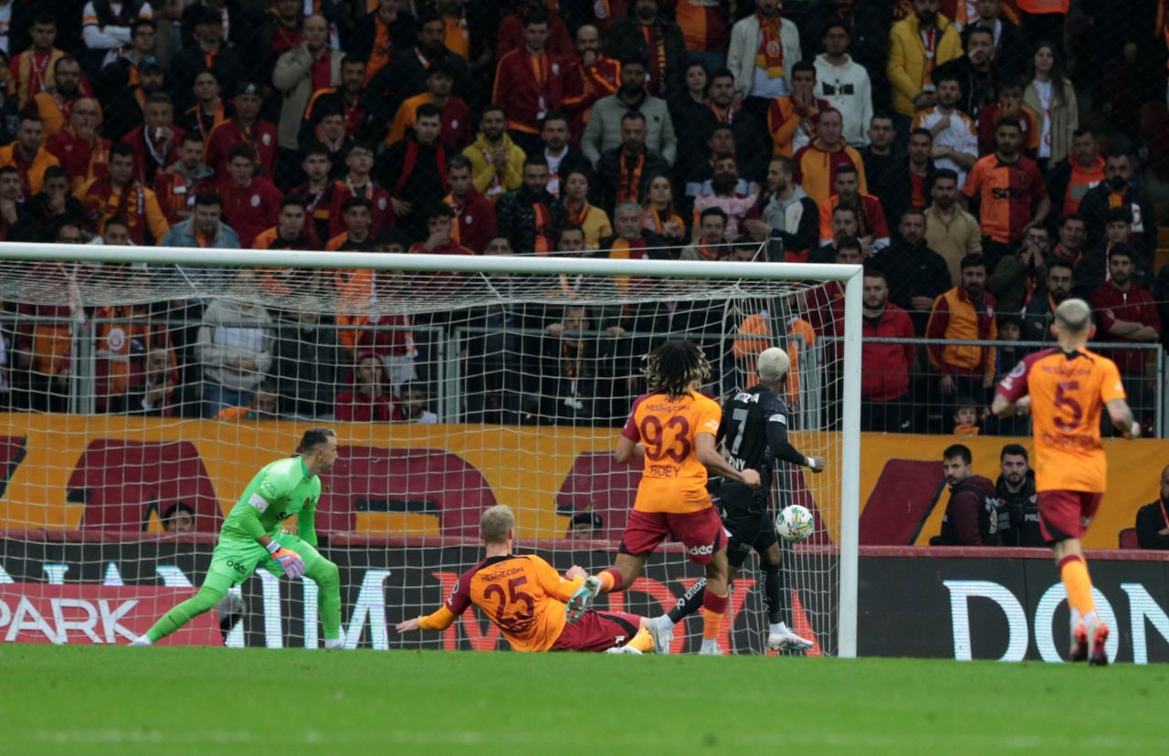 Galatasaray'dan bomba transfer! Yeni Arda Güler... 27