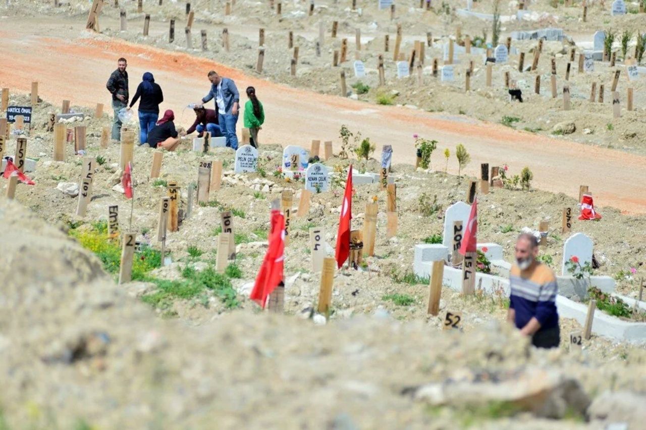 Hatay'da hüzünlü bayram 5