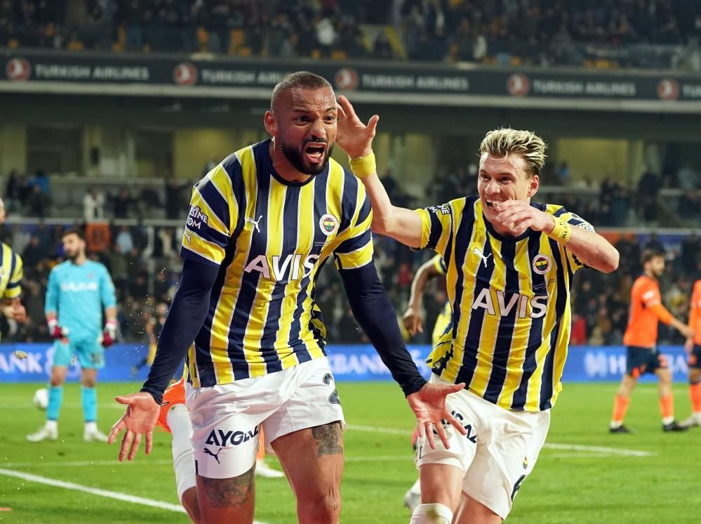 Fenerbahçe, Fatih Terim'in transferini alıyor 3