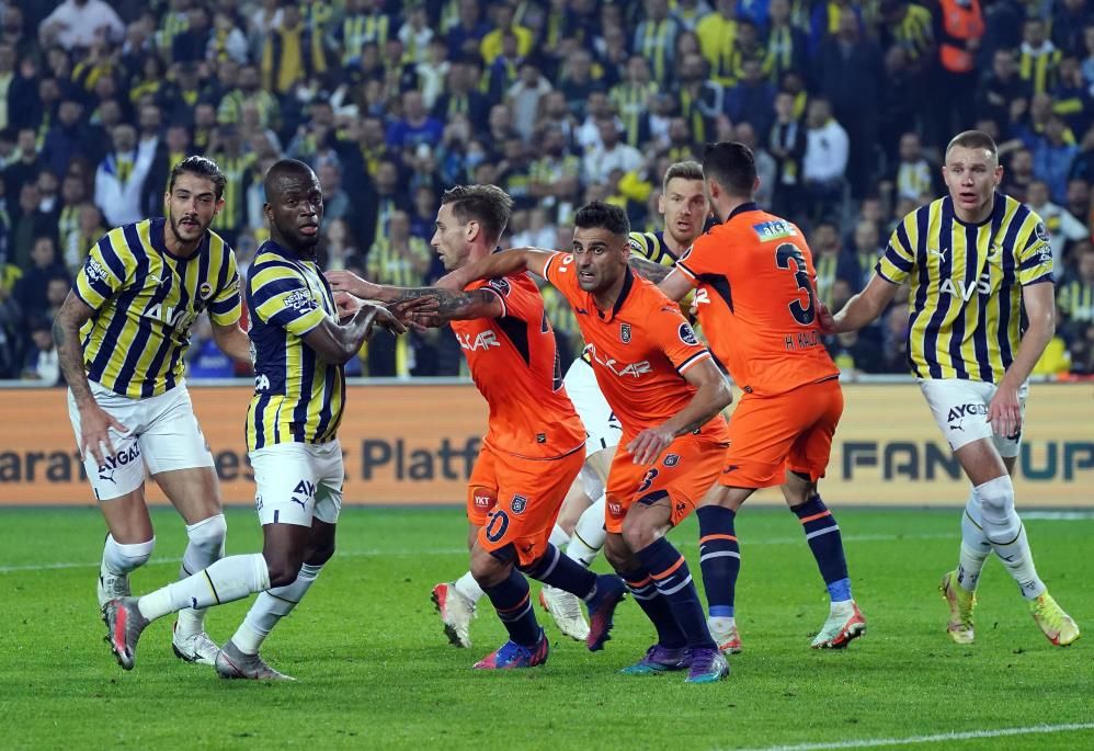 Fenerbahçe, Fatih Terim'in transferini alıyor 6