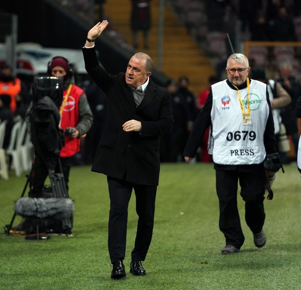 Fenerbahçe, Fatih Terim'in transferini alıyor 34