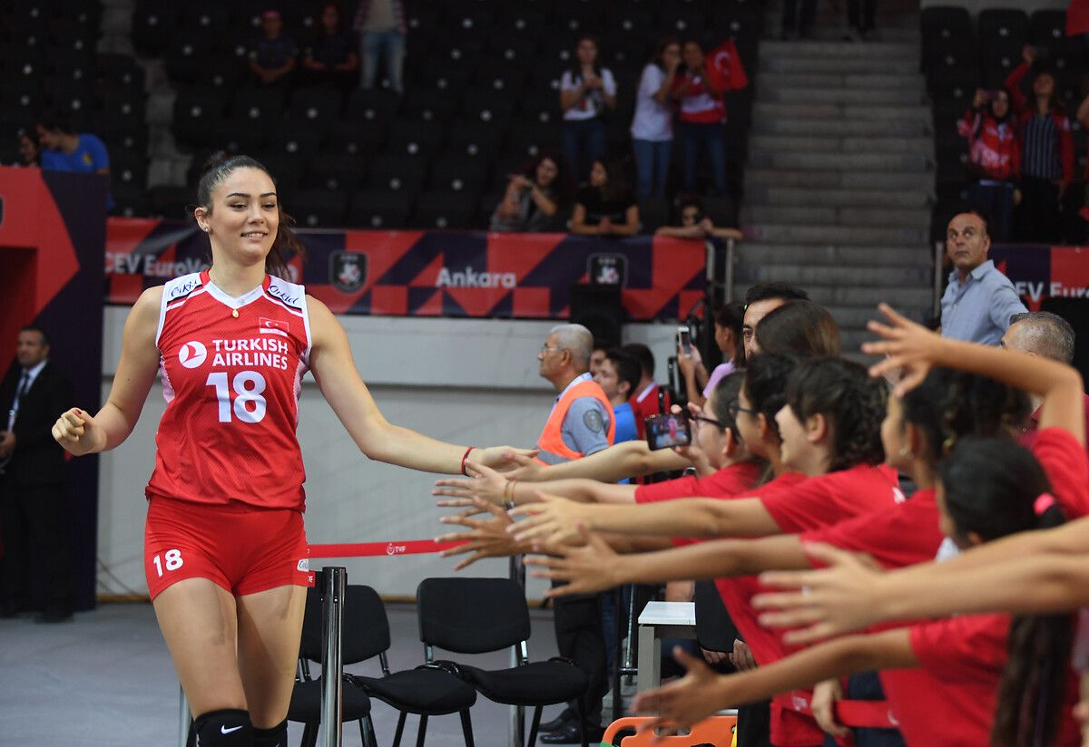Zehra Güneş herkesi ters köşe yaptı! Fenerbahçe... 1