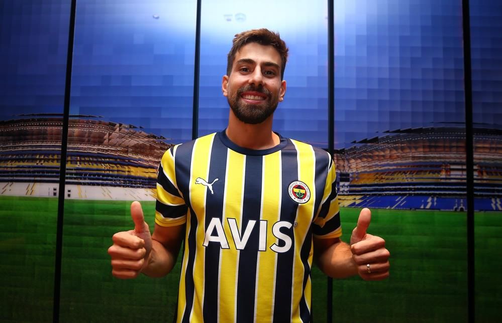 Fenerbahçe'de sürpriz gelişme! Geri dönüyor 1