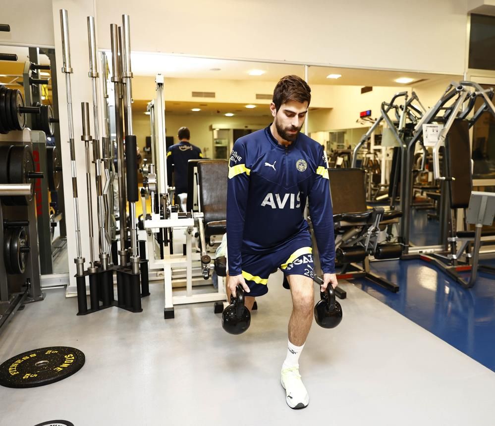 Fenerbahçe'de sürpriz gelişme! Geri dönüyor 13