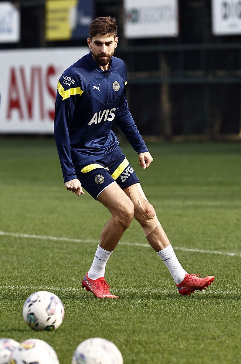Fenerbahçe'de sürpriz gelişme! Geri dönüyor 17