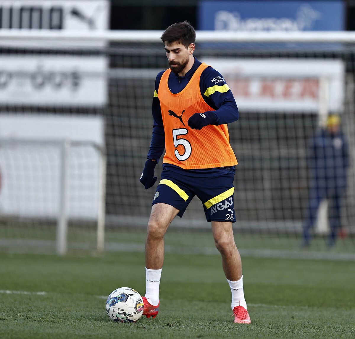 Fenerbahçe'de sürpriz gelişme! Geri dönüyor 18