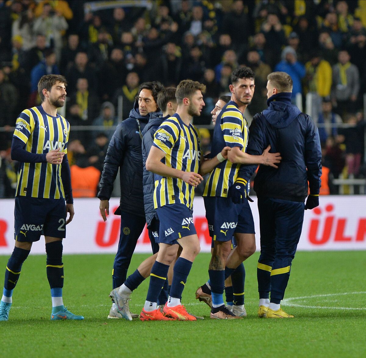 Fenerbahçe'de sürpriz gelişme! Geri dönüyor 24