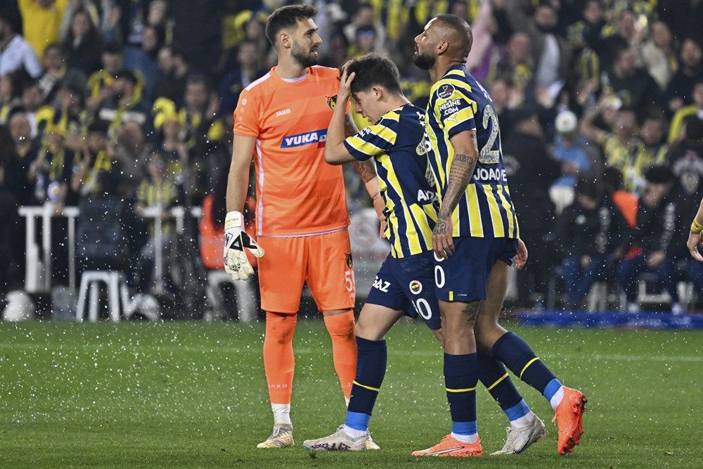 ''Fenerbahçe'nin tarihinde böyle bir sezon var mıdır bilmiyorum!'' 3