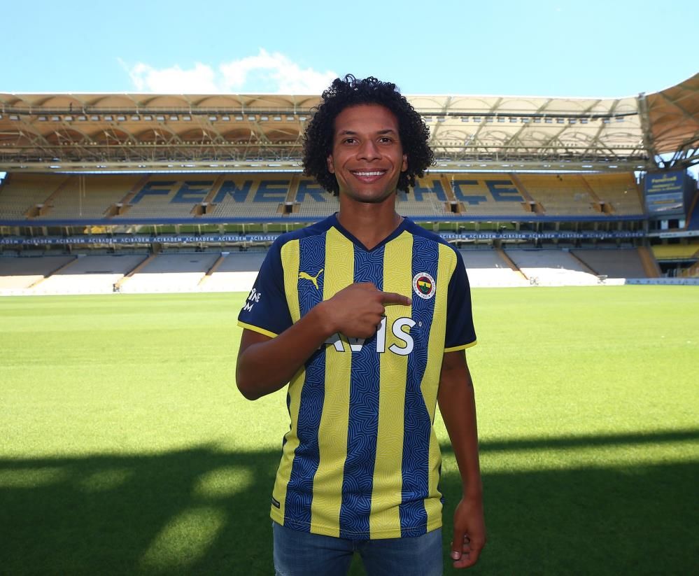 Fenerbahçe'de sürpriz ayrılık! Valencia derken... 10