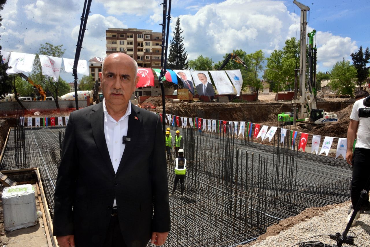 Azerbaycan'ın  Kahramanmaraş'ta yapacağı 1000 konutun temeli atıldı 2