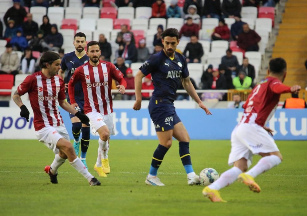 Zorbay Küçük, Jorge Jesus'u çılgına çevirdi! İşte sebebi 14