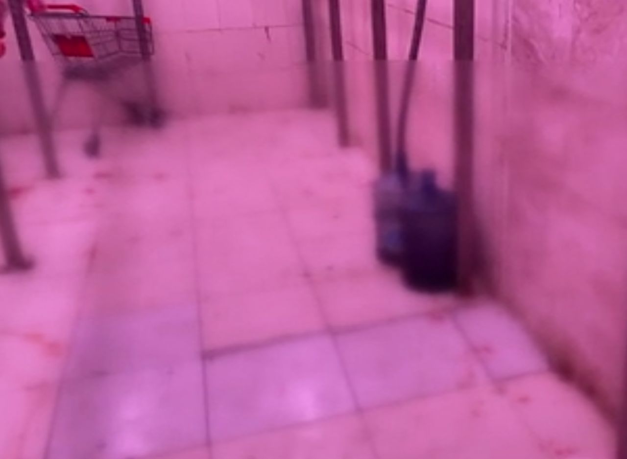 İstanbul'daki et halinden gelen görüntüler mide bulandırdı! Hijyen kurallarından eser yok: Bakteriyel enfeksiyon riski 6