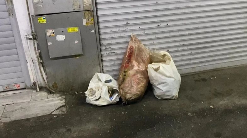 İstanbul'daki et halinden gelen görüntüler mide bulandırdı! Hijyen kurallarından eser yok: Bakteriyel enfeksiyon riski 5