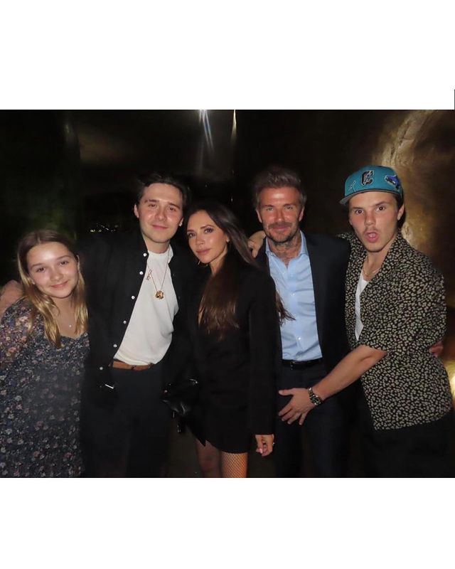 Victoria Beckham'dan ilginç kutlama! Eşi David Beckham'ın beyaz iç çamaşırlı halini paylaştı 1