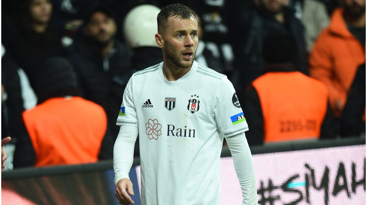 Sportif direktör Ceyhun Kazancı açıkladı: Beşiktaş'ta kalacaklar ve gidecekler belli oldu! Transfer yapılacak bölgeleri de duyurdu 5