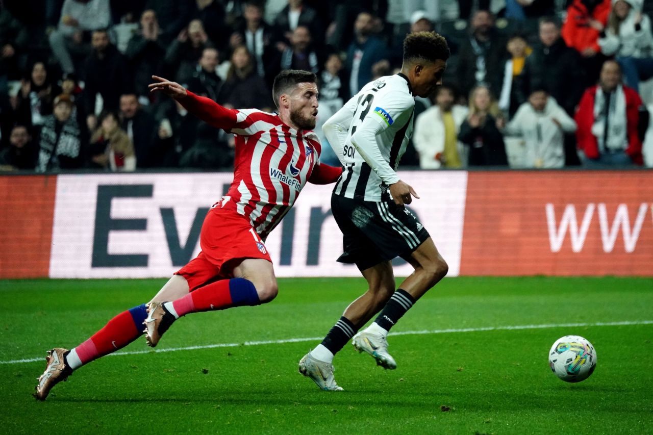 Sportif direktör Ceyhun Kazancı açıkladı: Beşiktaş'ta kalacaklar ve gidecekler belli oldu! Transfer yapılacak bölgeleri de duyurdu 3
