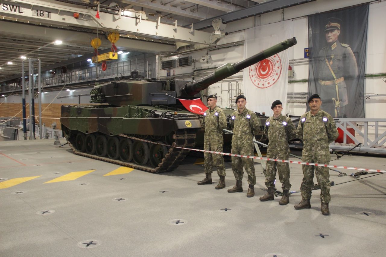 TSK'nın en büyük savaş gemisi TCG Anadolu'nun içi görüntülendi 4