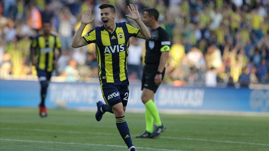 Beşiktaş Fenerbahçeli yıldızı istiyor 2