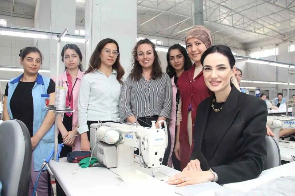 Meclis'in yeni yüzleri belli oldu! İşte TBMM'nin en ünlü ve renkli yeni yüzleri... 7