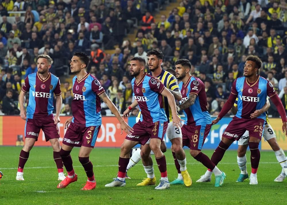 Fenerbahçe bombayı Barcelona'dan patlattı! İşte o isim... 12