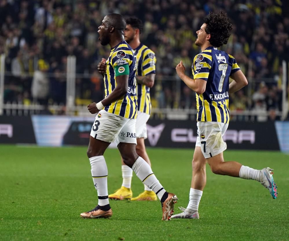 Fenerbahçe bombayı Barcelona'dan patlattı! İşte o isim... 15