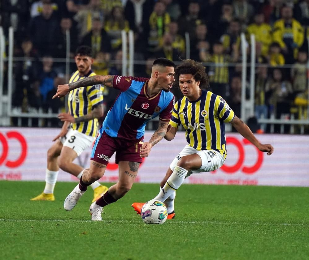 Fenerbahçe bombayı Barcelona'dan patlattı! İşte o isim... 20