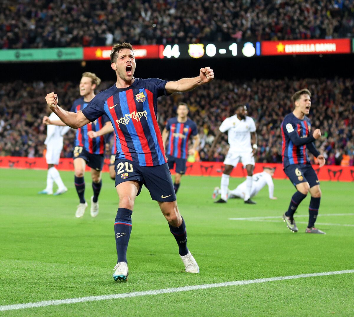Fenerbahçe bombayı Barcelona'dan patlattı! İşte o isim... 29