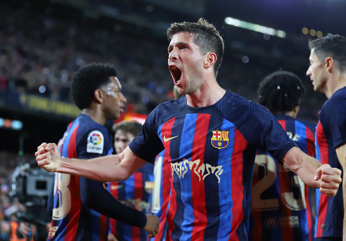 Fenerbahçe bombayı Barcelona'dan patlattı! İşte o isim... 31
