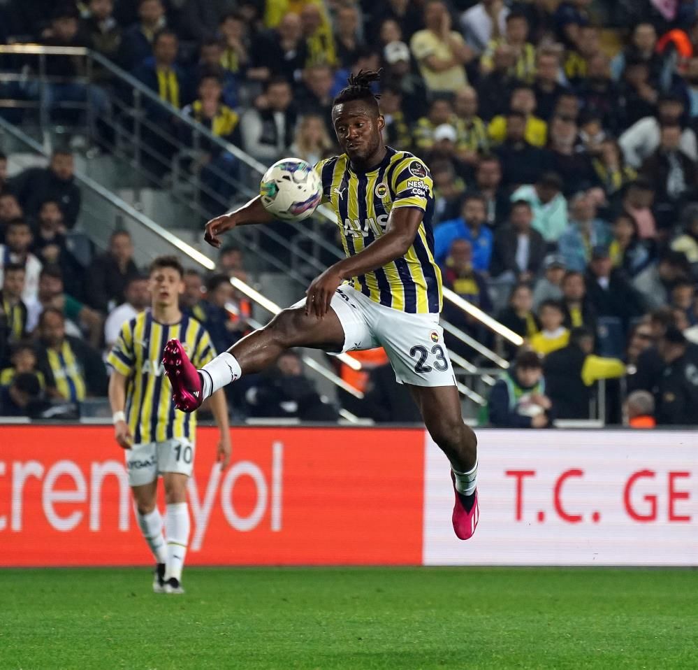Fenerbahçe yeni forvetini buldu! Elveda Valencia... 17