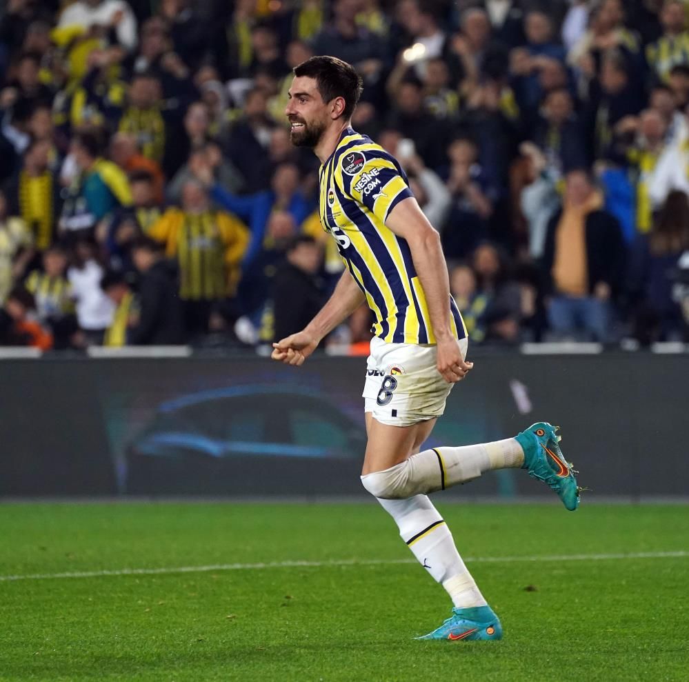 Fenerbahçe yeni forvetini buldu! Elveda Valencia... 7