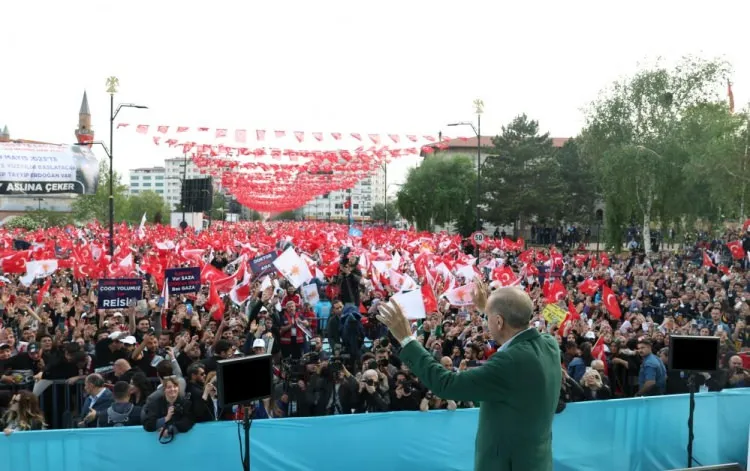 Sivas mesajı verdi! Cumhurbaşkanı Recep Tayyip Erdoğan: Böyle bir muhteşem coşkuyu yaşamamıştım... 12