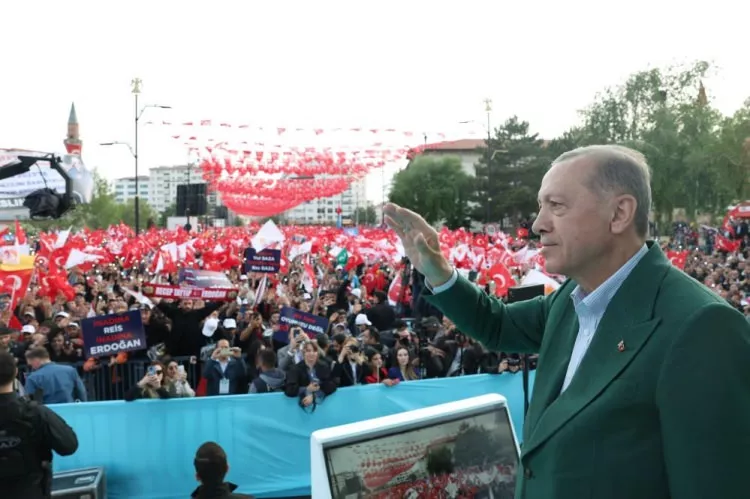 Sivas mesajı verdi! Cumhurbaşkanı Recep Tayyip Erdoğan: Böyle bir muhteşem coşkuyu yaşamamıştım... 19